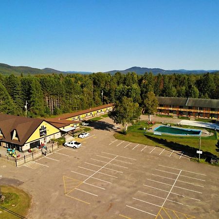 La Cuillere A Pot Hotel Saint-Donat-de-Montcalm Exterior foto