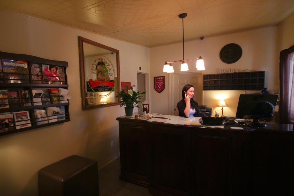 La Cuillere A Pot Hotel Saint-Donat-de-Montcalm Exterior foto